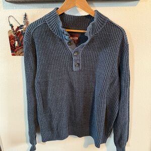 Men's Gray quarter button Crewneck Sweater by Alesbury  size Large